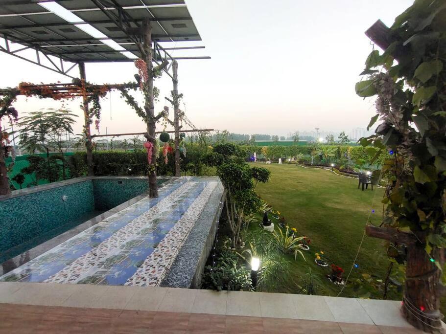Shaw Estate-Farm House For A Small Parties-Jp Farm Greater Noida Buitenkant foto